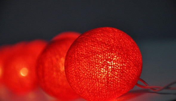 1 Set of 20 LED Red 5cm Cotton Ball Battery Powered String Lights Christmas Gift Home Wedding Party Bedroom Decoration Outdoo