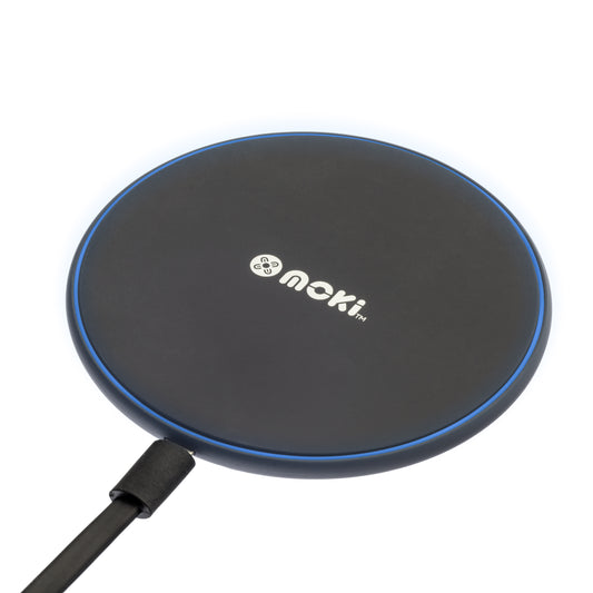 Black wireless charging pad with blue edge and 'moki' branding on a white background