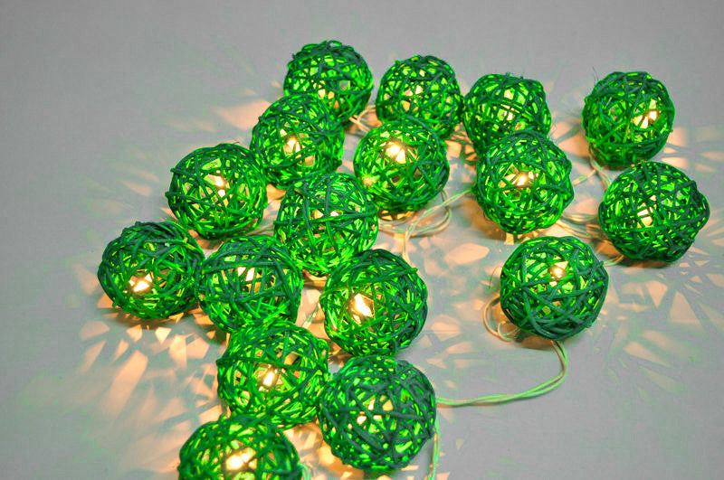 1 Set of Green 5cm Rattan Cane 20 Ball Battery Powered 3m String Lights Christmas Gift Home Wedding Party Bedroom Decoration 