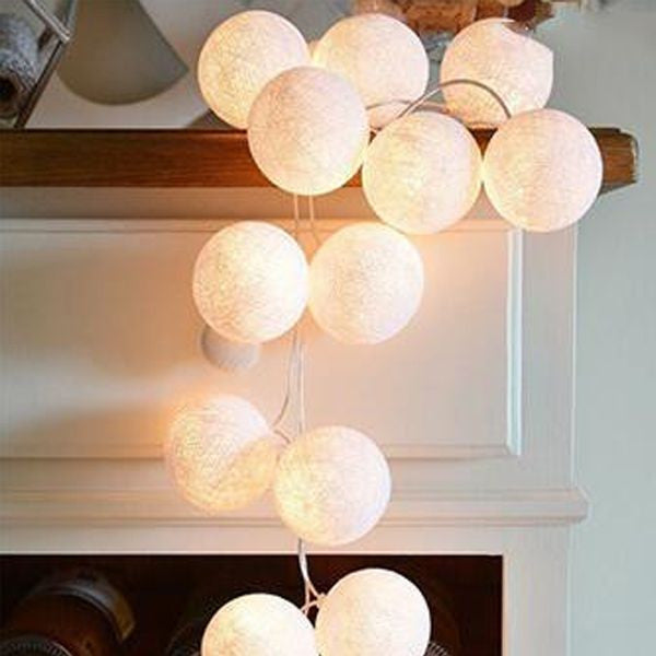 1 Set of 20 LED White 5cm Cotton Ball Battery Powered String Lights Christmas Gift Home Wedding Party Bedroom Decoration Outd