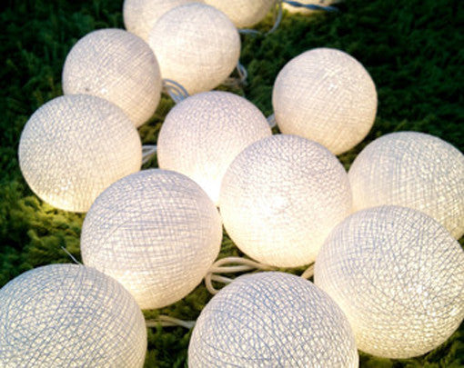 1 Set of 20 LED White 5cm Cotton Ball Battery Powered String Lights Christmas Gift Home Wedding Party Bedroom Decoration Outd