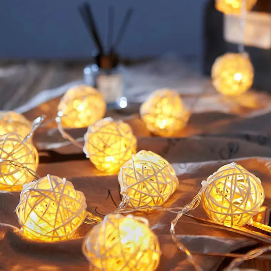 1 Set of Yellow 5cm Rattan Cane 20 Ball Battery Power 3m String Lights Christmas Gift Home Wedding Party Bedroom Decoration T
