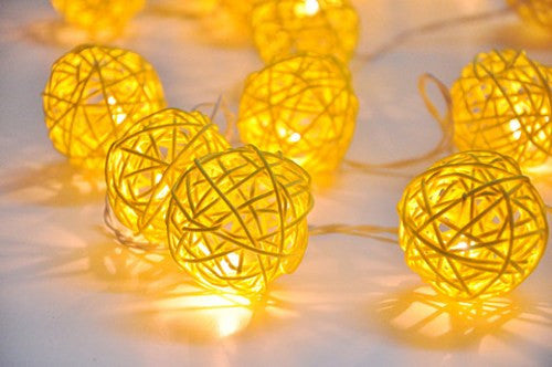 1 Set of Yellow 5cm Rattan Cane 50 Ball Battery Power LONG 5m String Lights Christmas Gift Home Wedding Party Bedroom Decorat