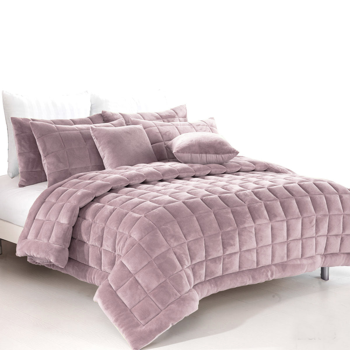 Alastairs Augusta Faux Mink Quilt / Comforter Set Blush Queen - Image 1